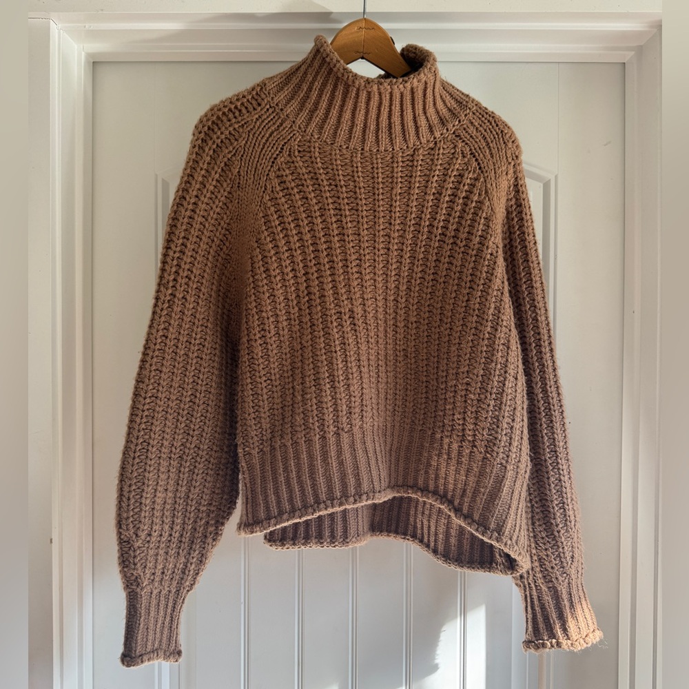 H&M sweater